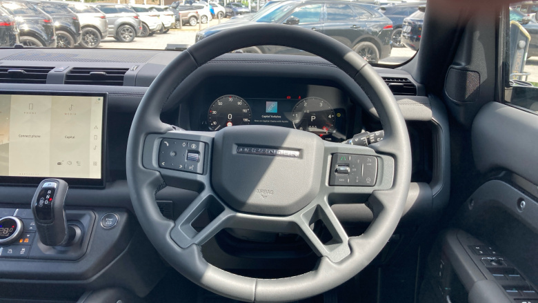 Land Rover Defender 3.0 D350 X-Dynamic SE 130 5dr Auto [8 Seat] Diesel Estate